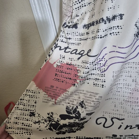 Valentine's Vibes Vintage Inspired Cream Tunic Blouse 3X - Picture 5 of 9